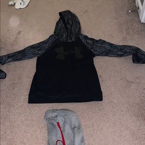 Under Armour Hoodie